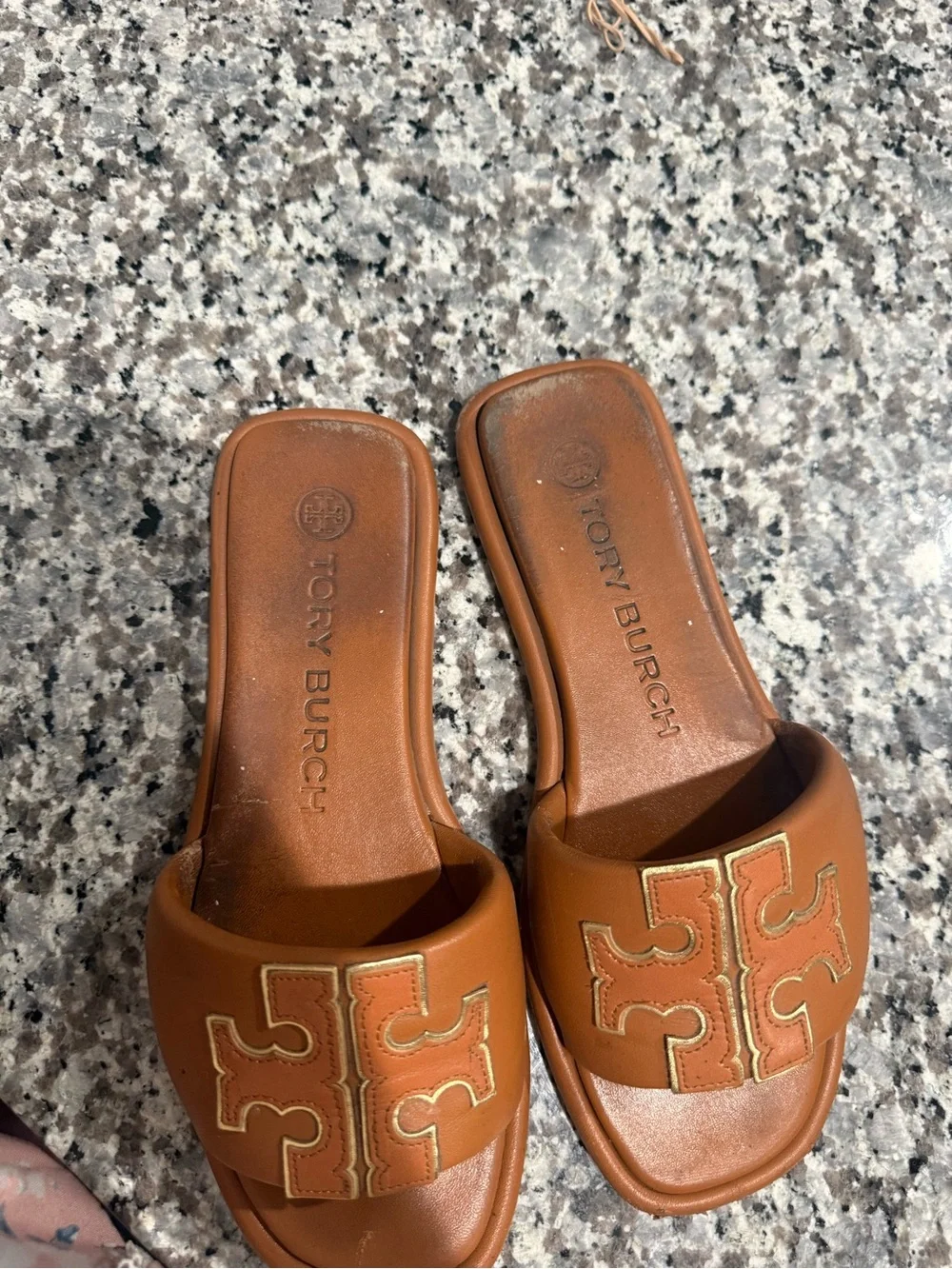 Tory Burch classic tory